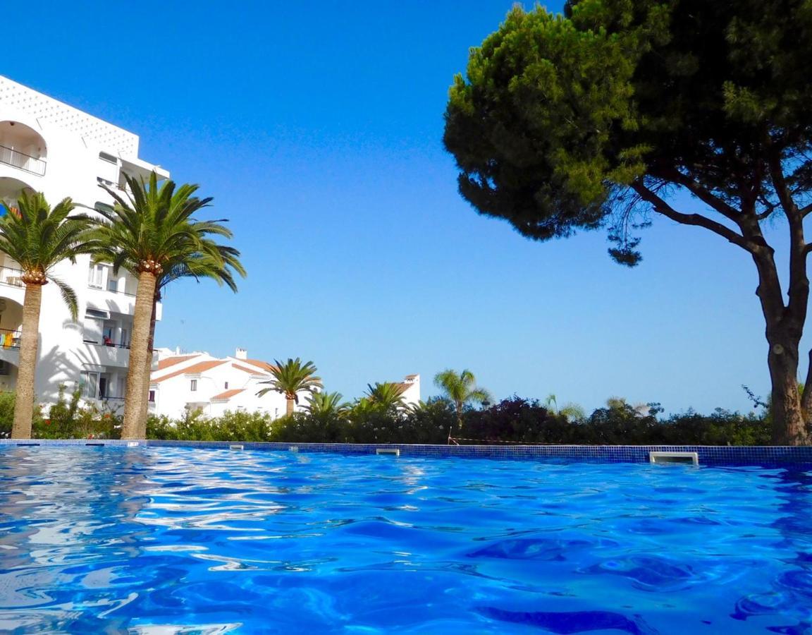Modern Apartment Stunning Sea Views And Pool Nerja Extérieur photo
