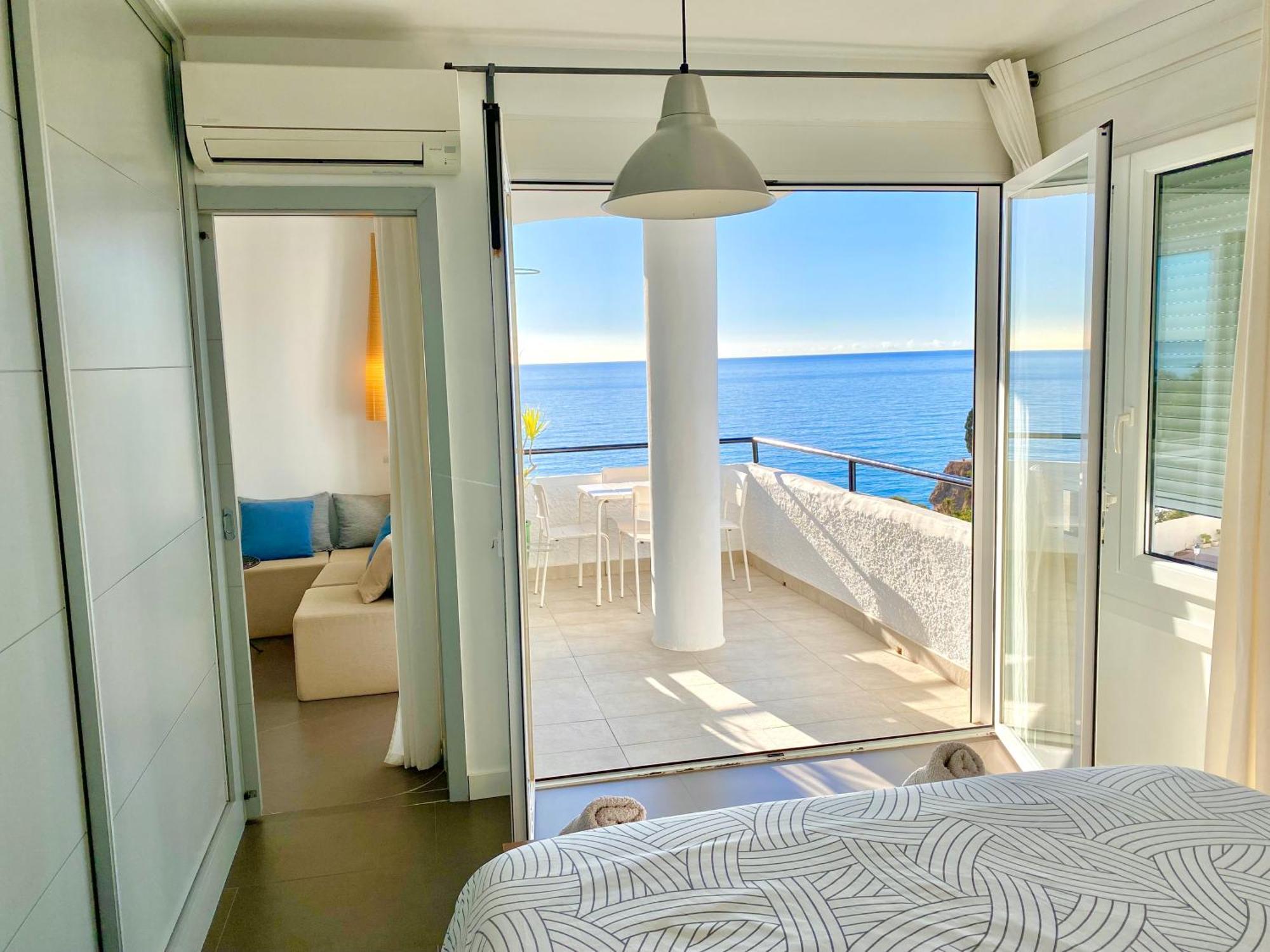 Modern Apartment Stunning Sea Views And Pool Nerja Extérieur photo